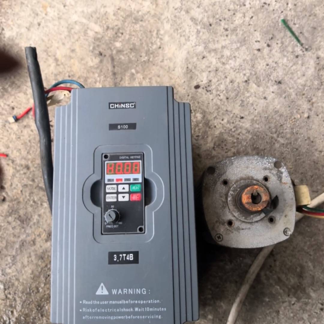 CHiNSC变频器S100-3.7T4B，3.7议价 也可为维修！！
