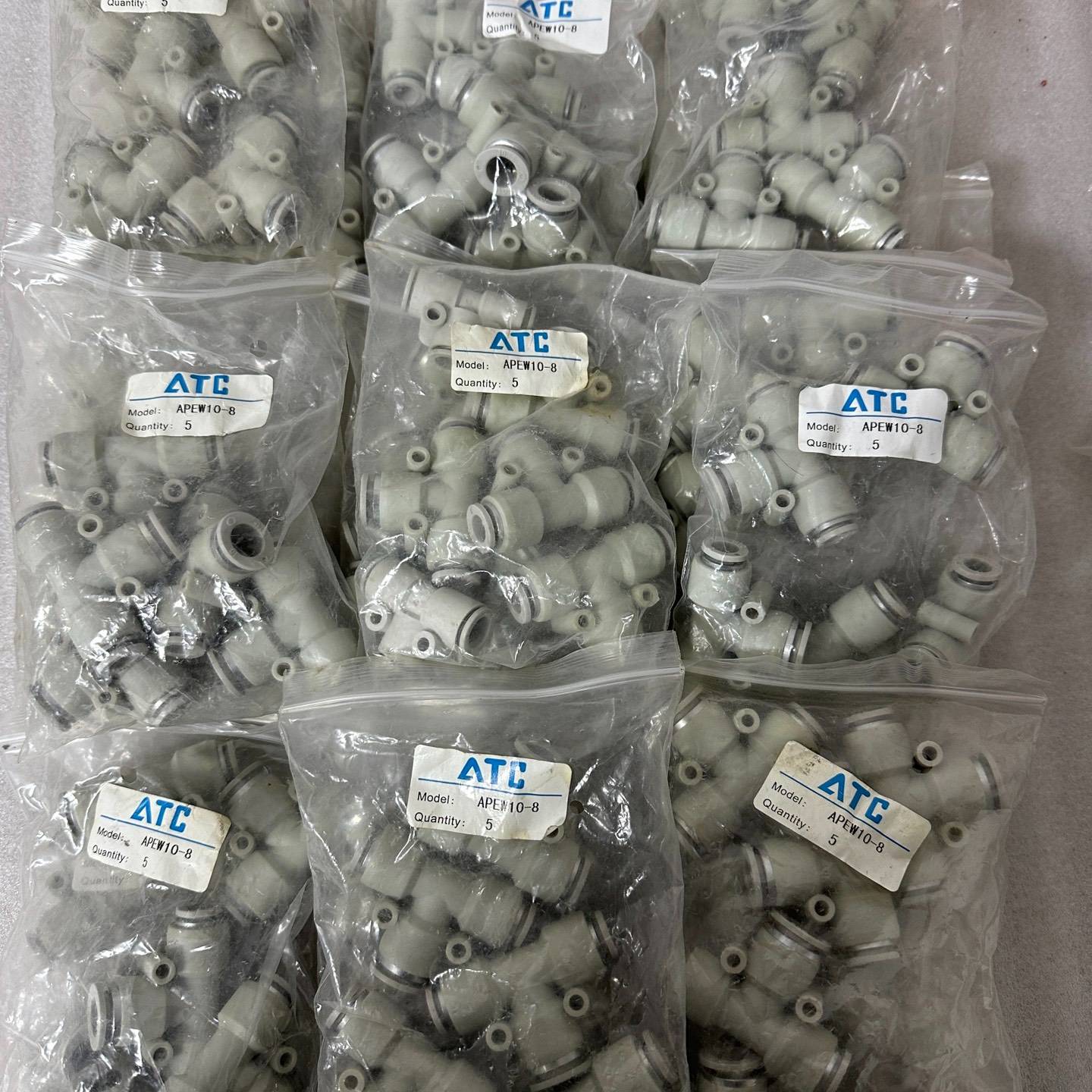 亚德客气管接头APEW10-8议价 维修！！！