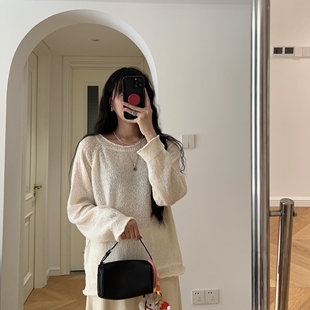 春装新款 日韩风圆领纯色宽松长袖针织衫 0.23KG