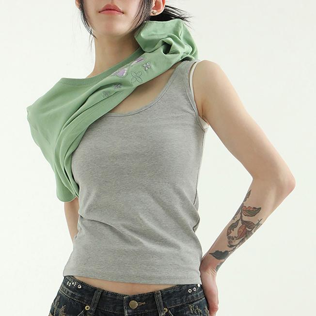 standard round sleeveless top