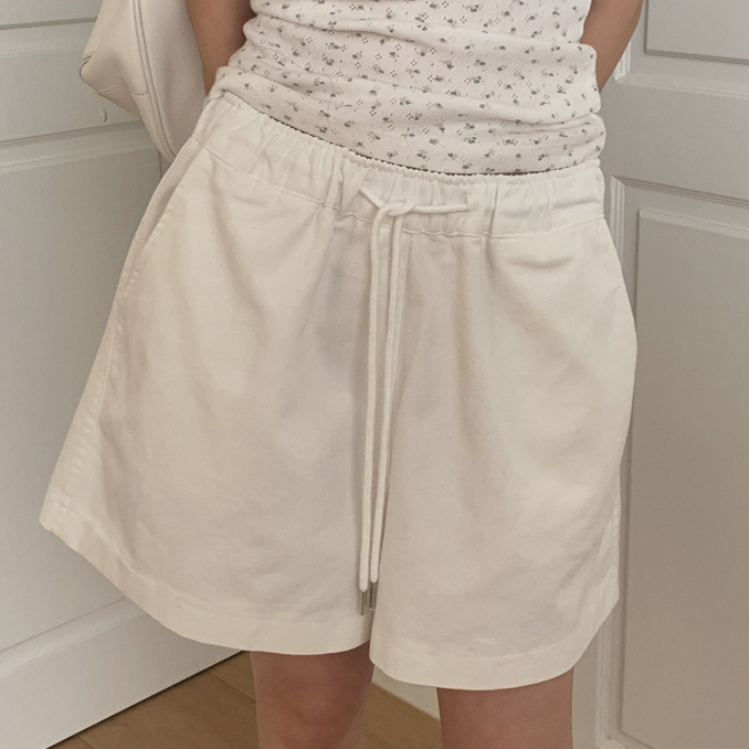 Include Shorts (3colors)