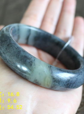 54.52和田玉青白玉底青花籽料