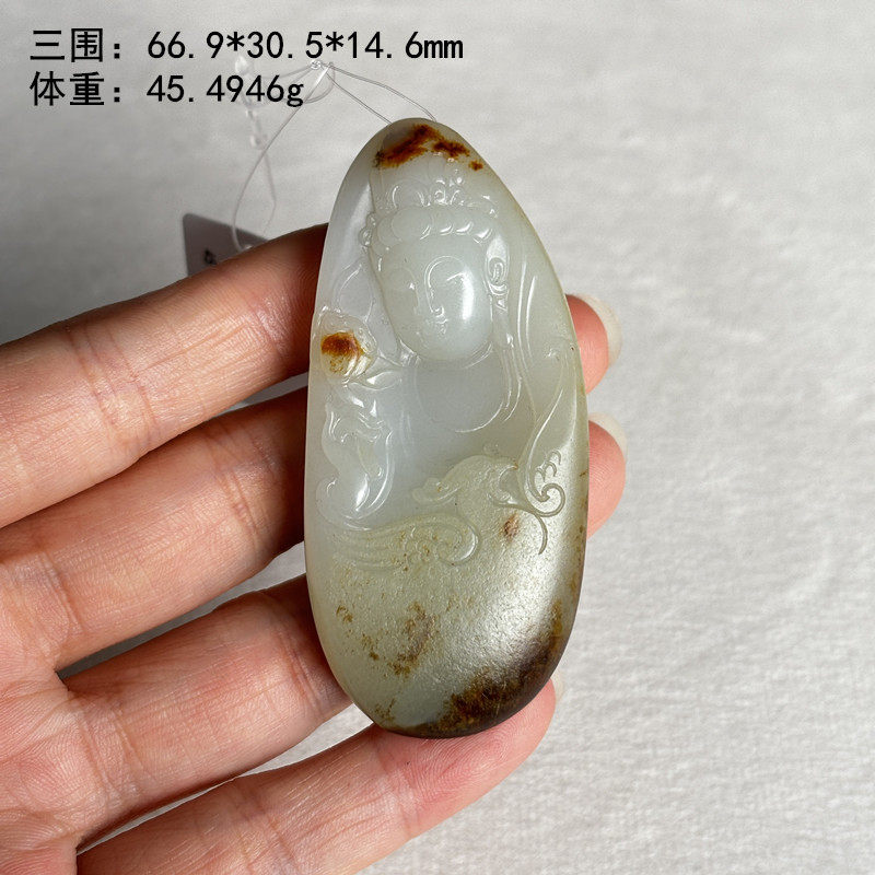 质地超棒的老熟白玉独籽观音挂件