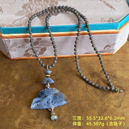糖青花籽料仿古扇形如意玉佩套装