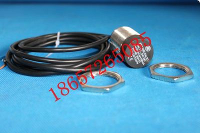 防逆转 梯级丢失检测扶梯测速开关 XS230BLNAL2C  xs218  XS212