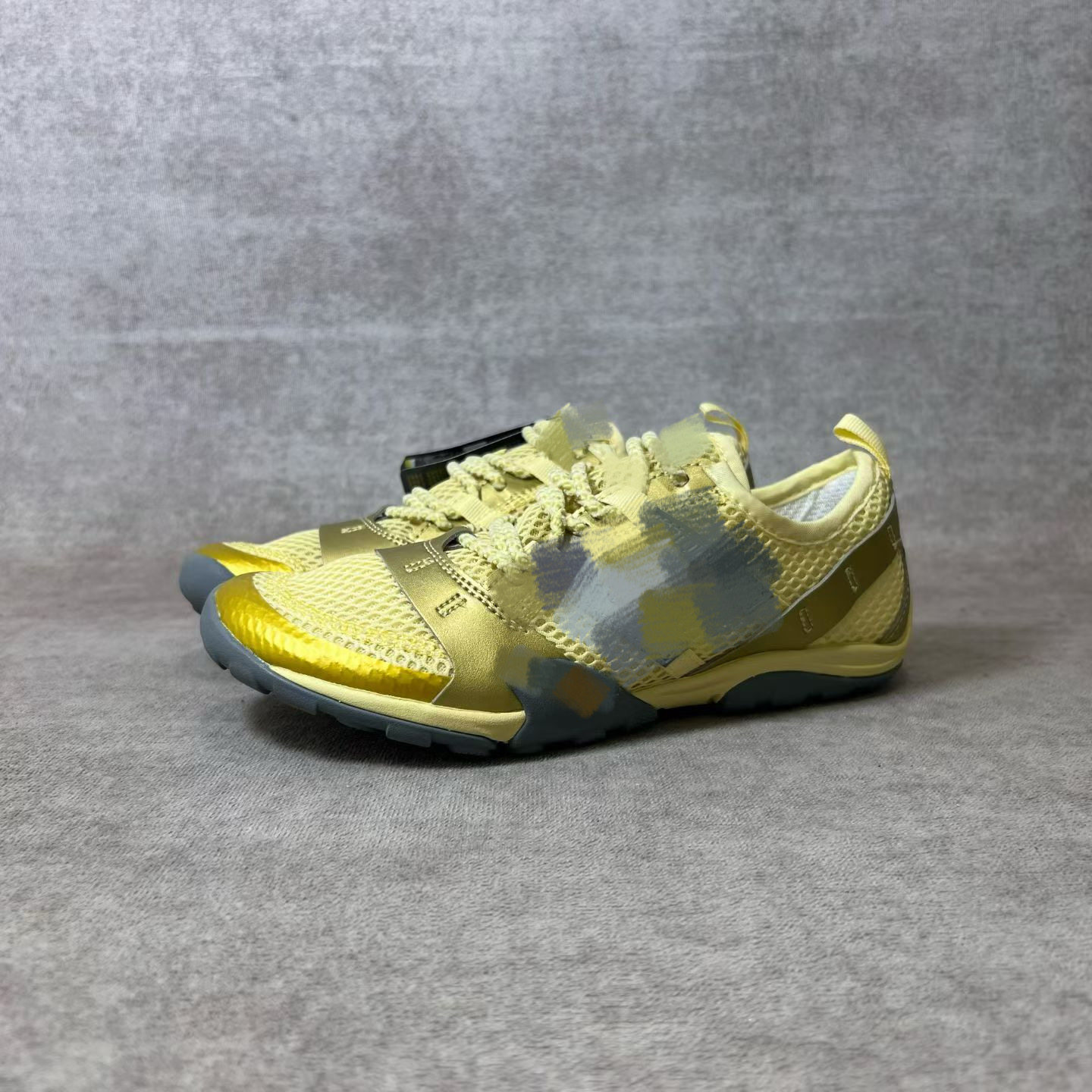 不退换 超轻薄底舒服运动鞋鞋
