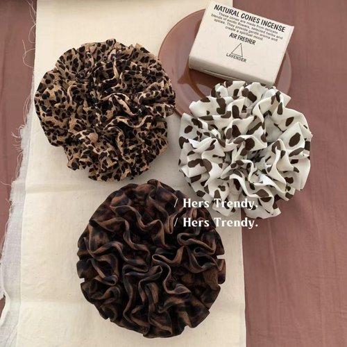 2026时尚小野豹绣球款发圈~豹纹大肠发圈头饰扎头气质感韩系ins