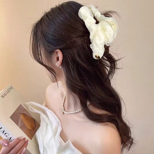 春夏褶皱网纱大号抓夹女感发夹后脑勺发夹新款双色流光鲨鱼夹