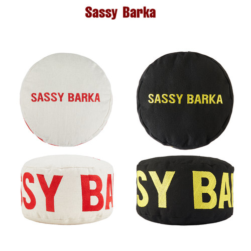 SassyBarka刺绣限定软帽撑