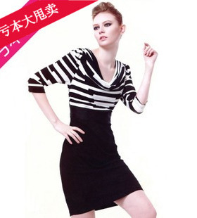 黄金当铁卖国际品牌乔帛2020春款新品条纹堆堆领气质连衣裙跳楼价