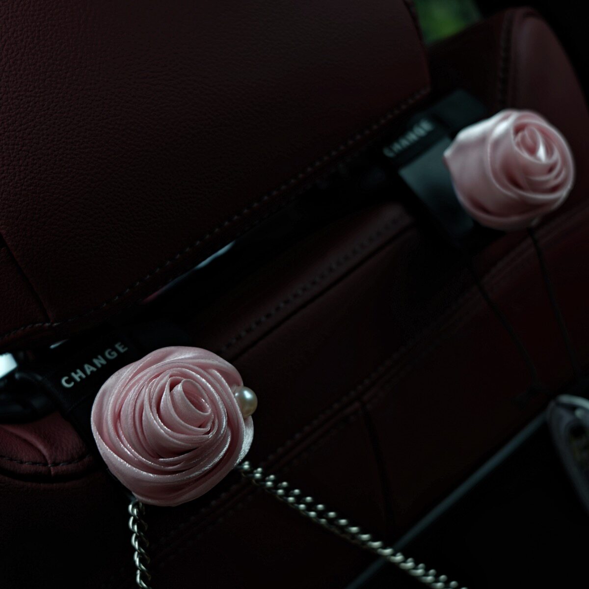 一珂芯珠光珍珠玫瑰汽车椅背挂钩