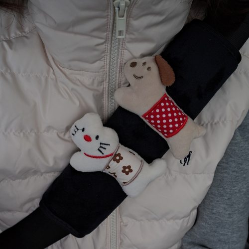 小狗护肩原创手工可爱小猫小狗汽车安全带护肩套儿童安全带保护套