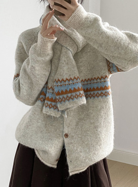 言双 费尔岛提花开衫毛衣女配围巾秋冬宽松保暖圆领毛衣外套P6106