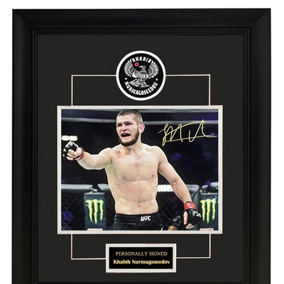 收藏 UFC小鹰卡哈比努曼格莫多 亲笔签名照片裱框 含SA证书