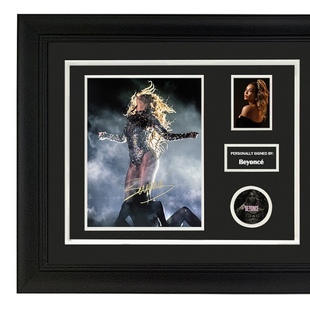 含SA证书 收藏 照片裱框 亲笔签名 歌手 碧昂丝Beyonce