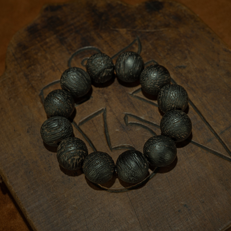 霸气尺寸〓清代藏传深收缩海南沉香手钏纯手工打磨圆珠手串收藏品