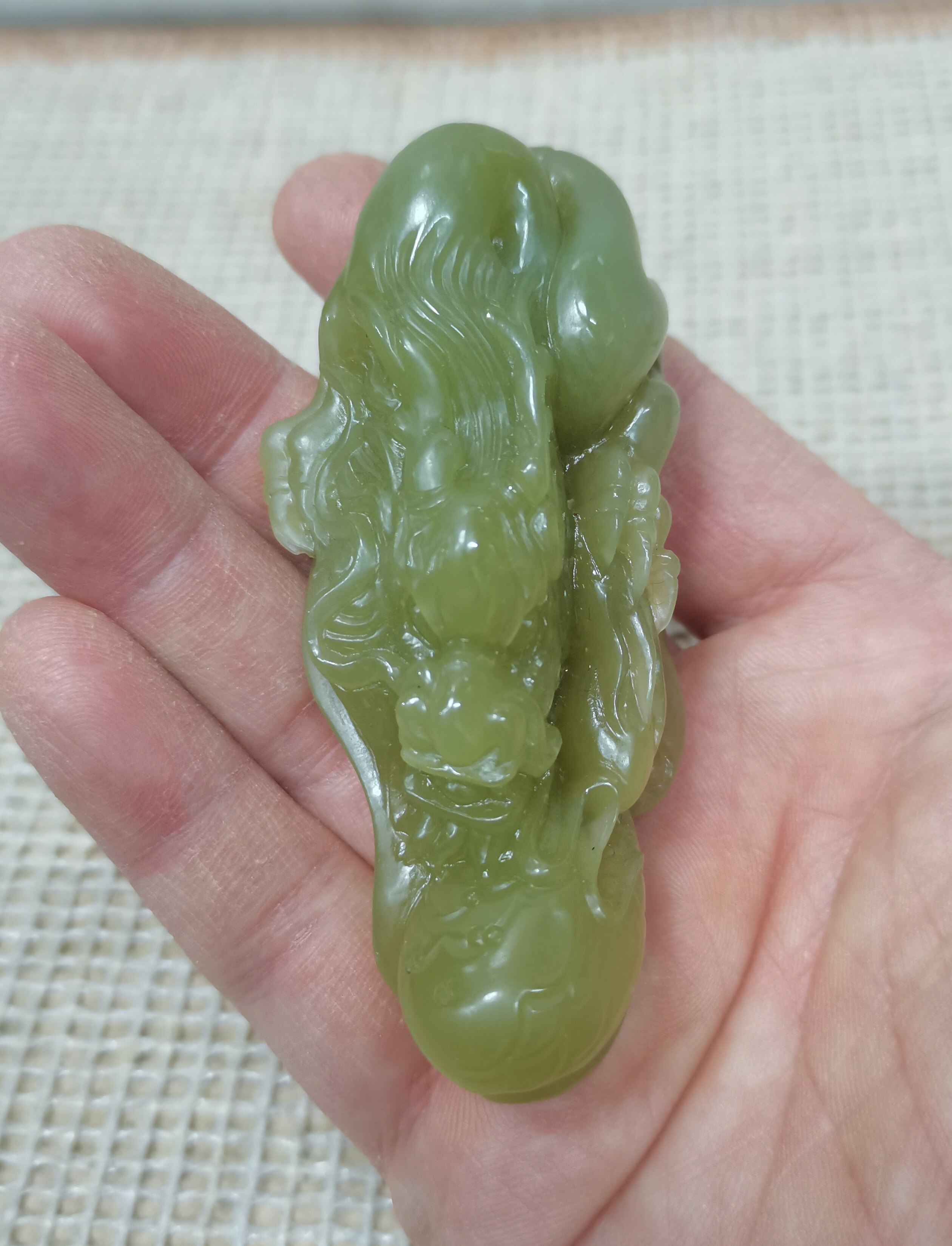 三包老保真古玩收藏品玉器和田玉黄玉黄口料宝珠龙手把件挂件吊坠