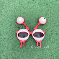 Большие красные глаза