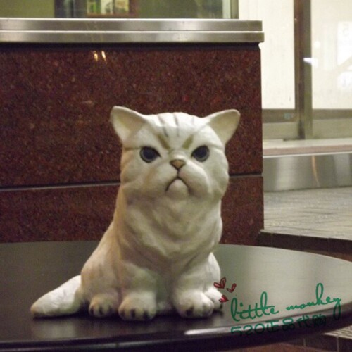 日本代购 白色猫咪 职人手工 和风 陶器和纸摆件装饰