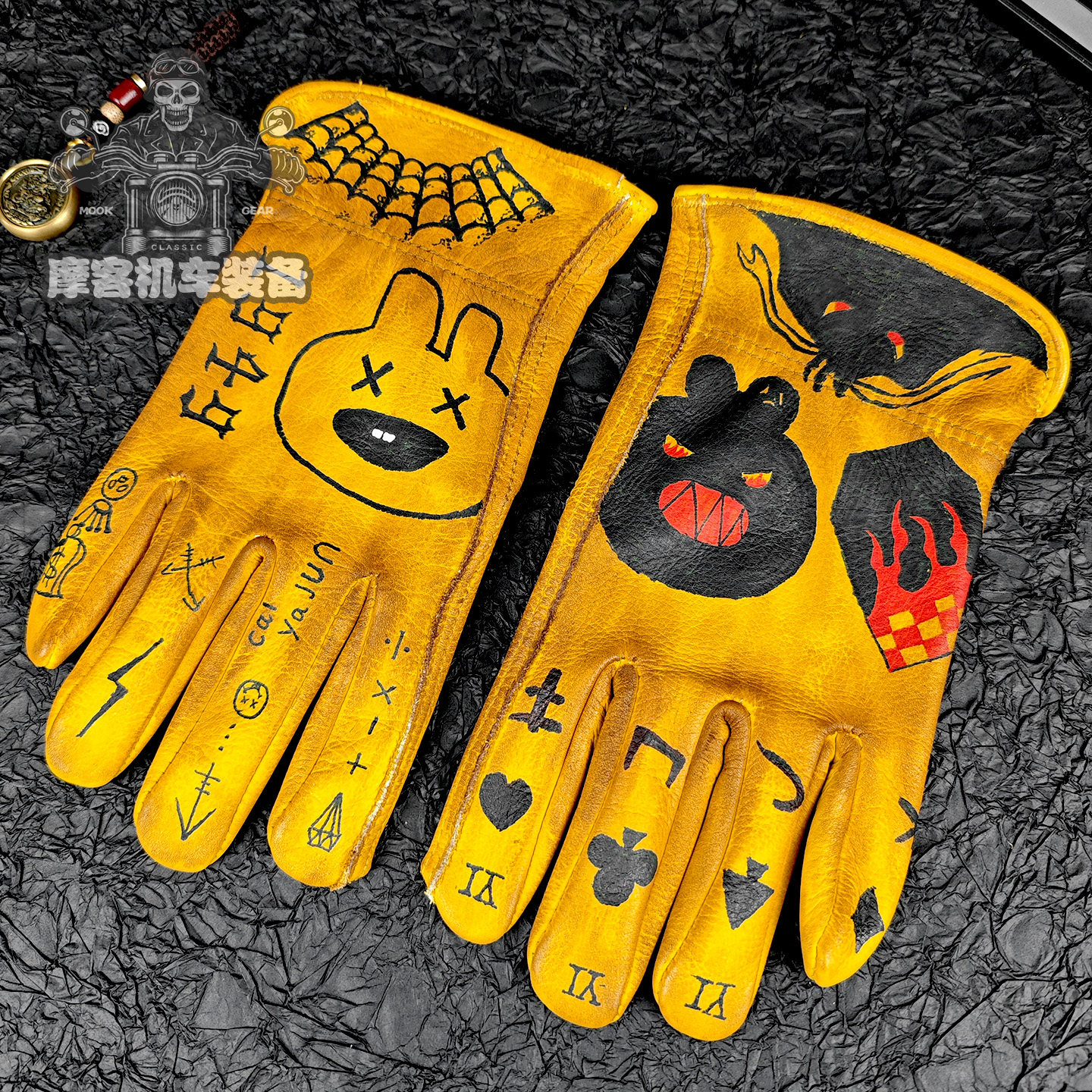 手绘男女复古机车手套恶魔兔做旧小众摩托车手套哈雷印第安骑士