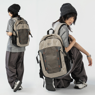 电玩汽水户外运动双肩包男大容量旅行登山背包女高中学生电脑书包