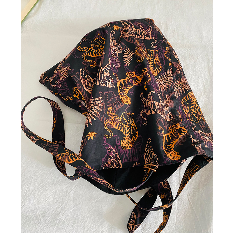 夏日city时髦的印花单肩包