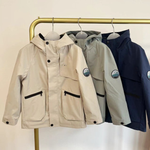 口袋加绒冲锋衣防风防水连帽外套 休闲工装 2024秋冬新款 男女童韩版