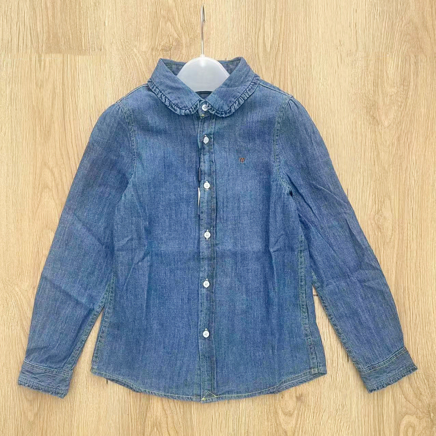 春秋新款女童洋气复古水洗柔软纯棉花边翻领牛仔衬衫中大童潮上衣