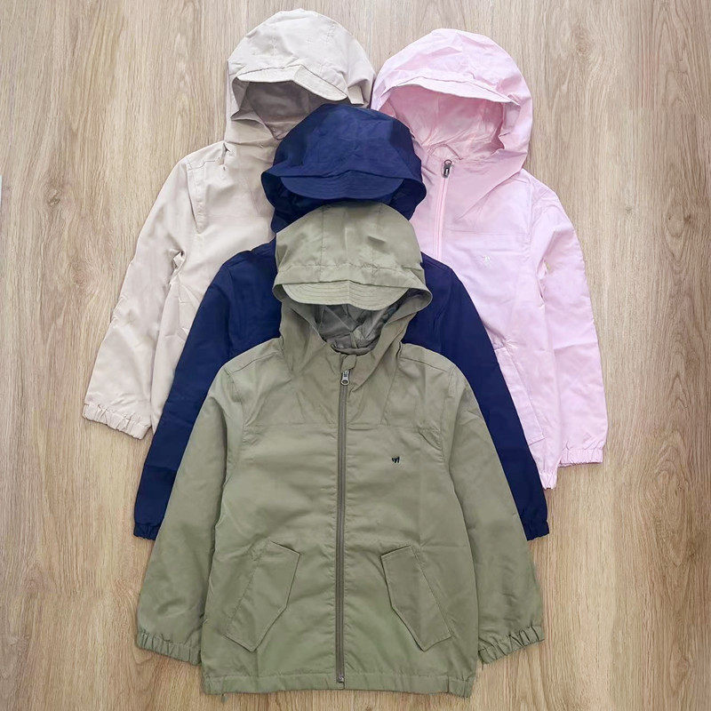 秋季新款潮范大气男女童洋气休闲柔软防风防水拉链连帽外套中大童