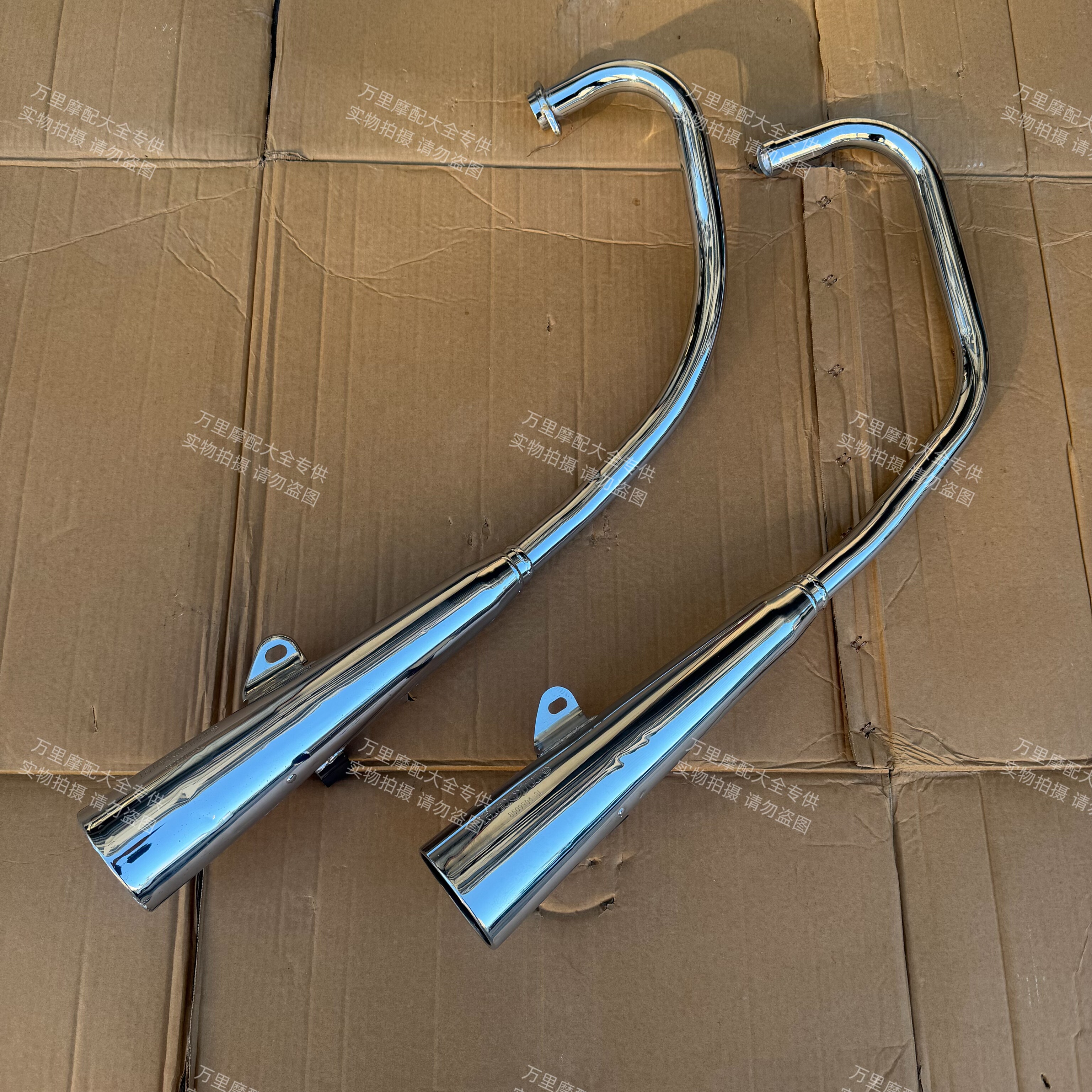 适用豪爵铃木GN125太子摩托车排气管GN太子HJ125-8消声器烟筒