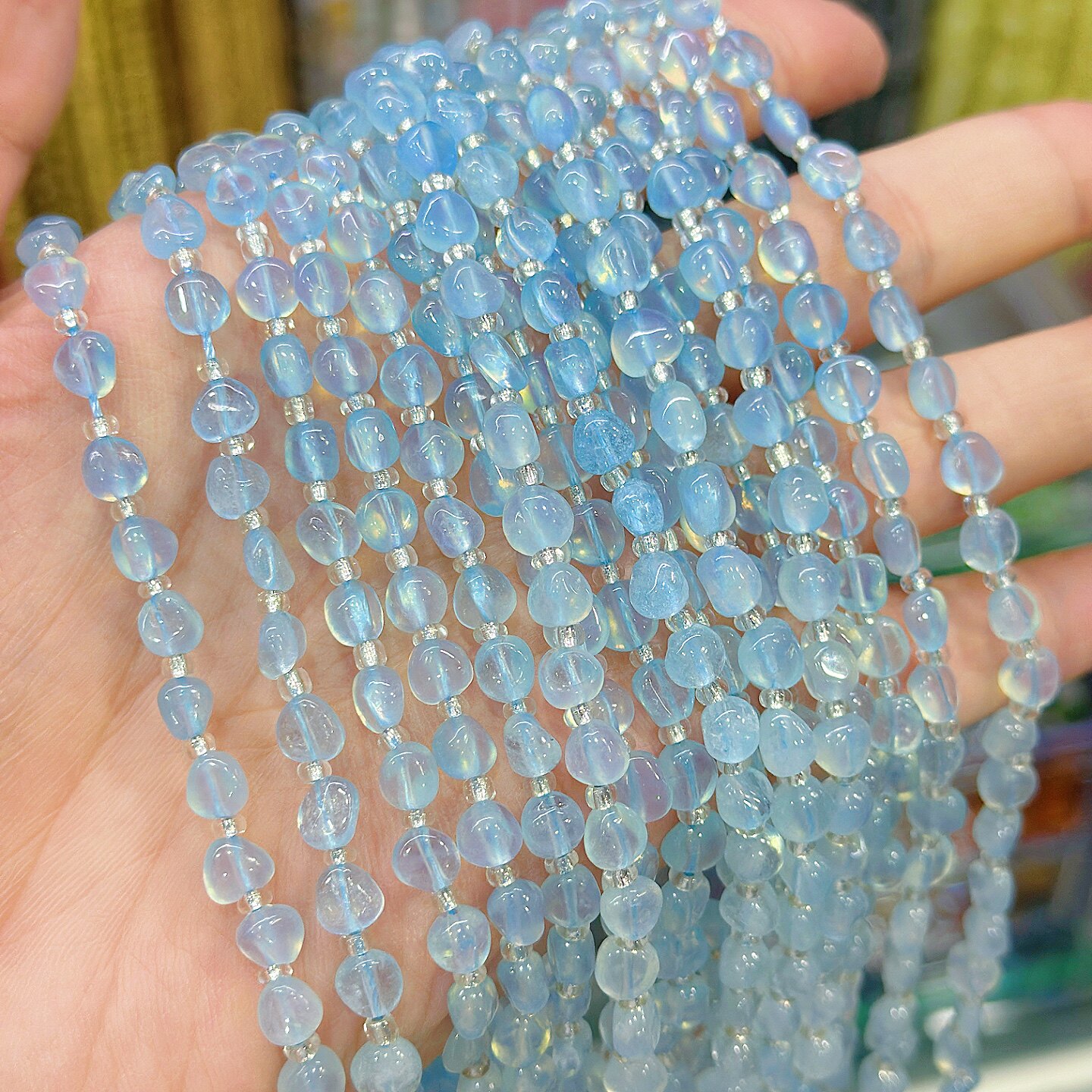 天然糖豆海蓝宝散珠 4-7mm渐变海蓝宝随形石水晶 diy手链项链配件