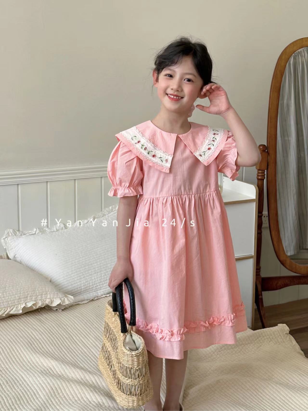 女童新款裙子夏季甜美蕾丝花边大翻领刺绣贴标儿童泡泡袖连衣裙