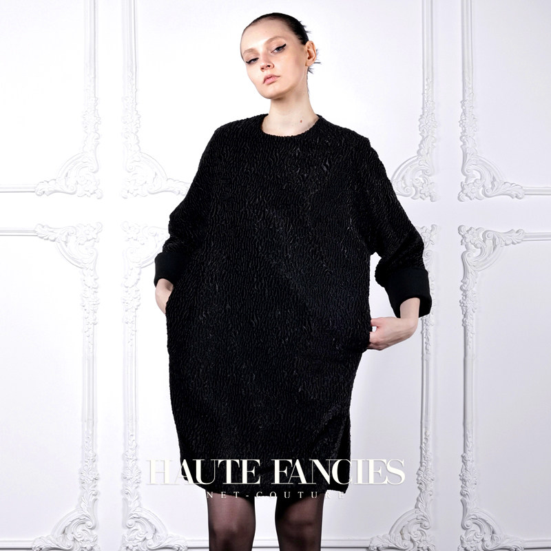 新古典 HAUTE FANCIES后构想｜黑色水波纹仿生皮草连衣裙25秋冬