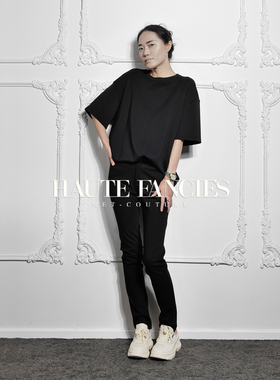 无性别 HAUTE FANCIES后构想｜26春夏新品黑色V领圆领宽松t恤女