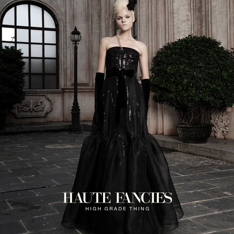 巴赫的序章 HAUTE FANCIES后构想 | 黑色高定露肩高腰A摆礼服裙