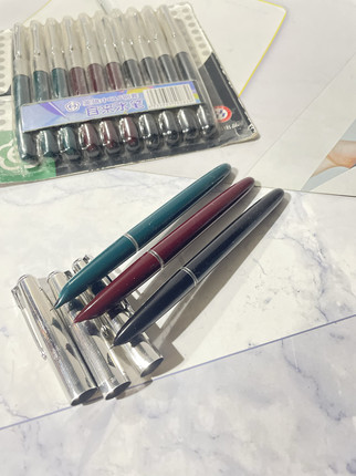 英雄616老式美工钢笔暗尖硬笔书法素描美术练字笔复古钢笔 赠墨水