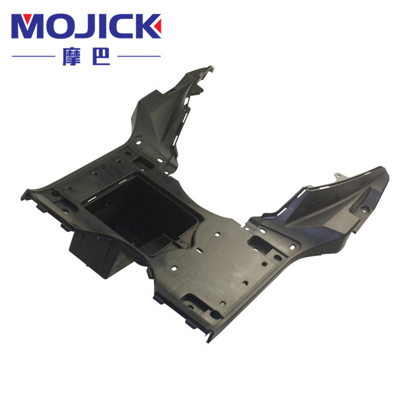 适用铃木红宝UM125T-C/A搁脚踏板电池盒踏脚板电瓶箱 脚踏外壳