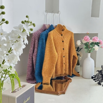 冬日的希望  彩虹色系绵羊毛两穿系扣毛衣  毛绒绒毛衣外套