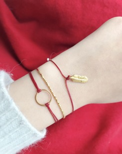 瑞士Vivien 相思珠镀24K金红绳本命年金串珠手绳幸运细手链 Frank