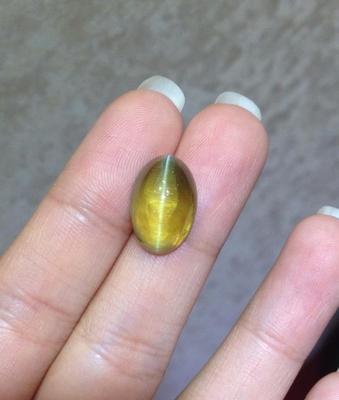 11.62克拉grs证书蜜糖色金绿猫眼