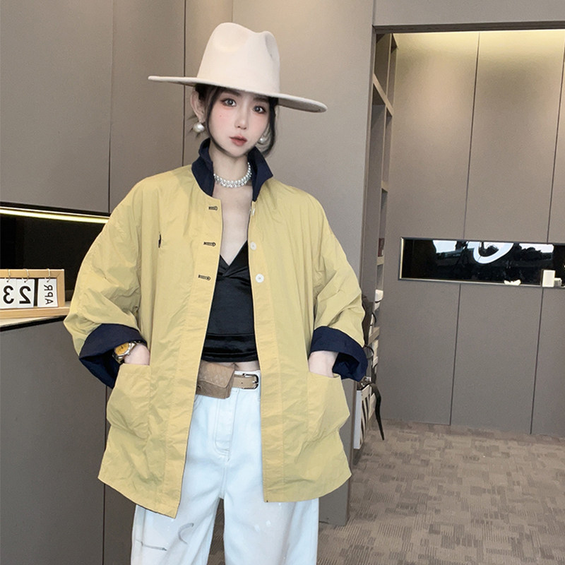 两面穿外套女2026春季新款欧洲站宽松大口袋翻领三粒扣长袖上衣