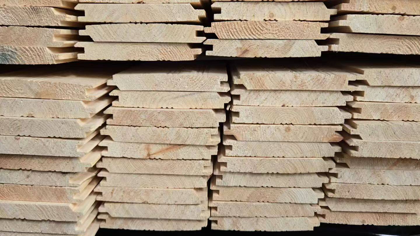 热销松木屋外墙板防腐木扣v板桑拿板阳台户外实木外墙扣板弧形挂