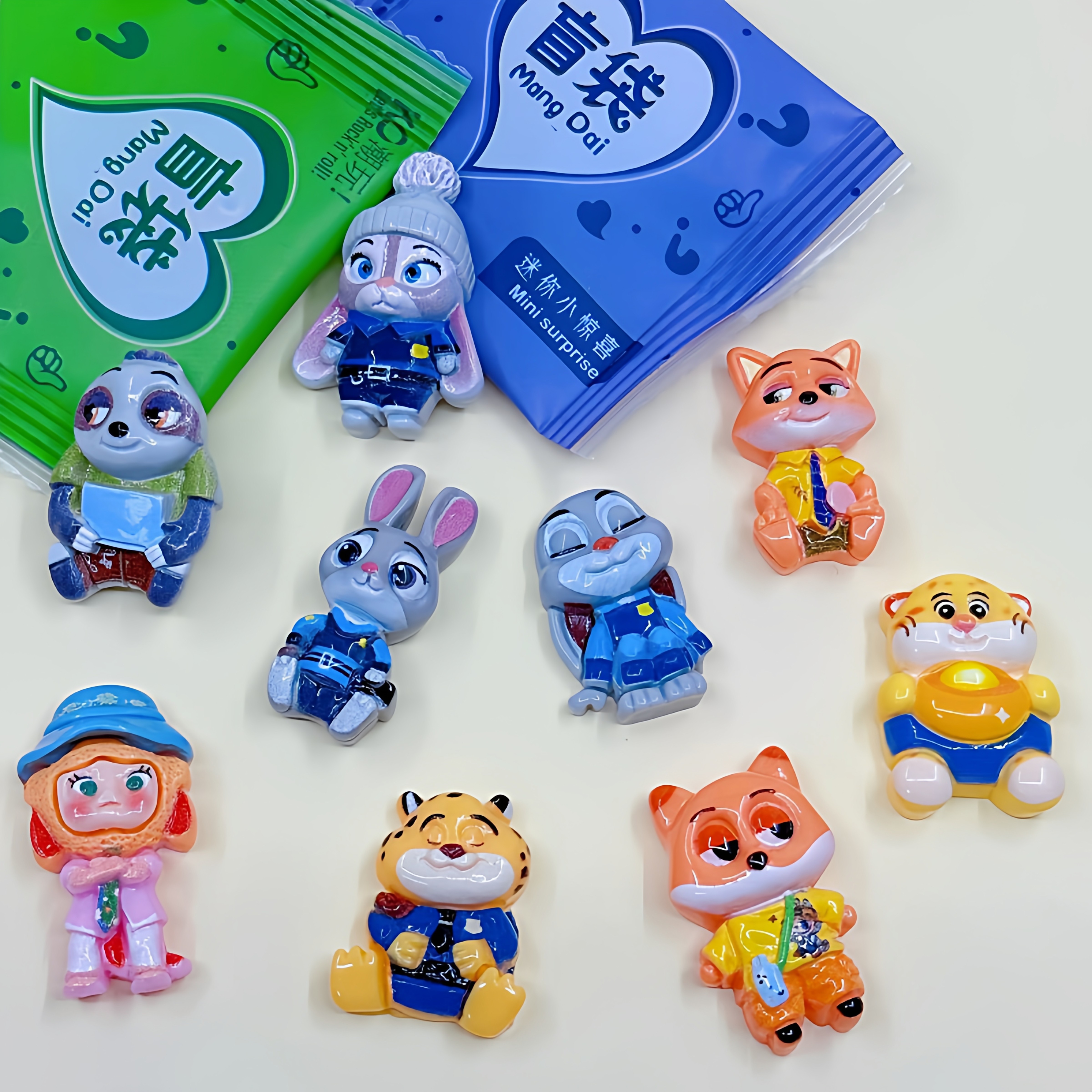 新款疯狂动物城惊喜盲袋树脂摆件学生幼儿园分享礼品地摊批发热卖
