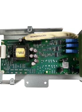现货伟肯100系列 电源板 70CVB01011G PC01011F VACON变频器110kw