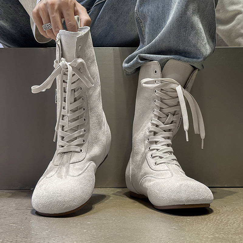 白色长筒马丁靴男女高帮时装靴