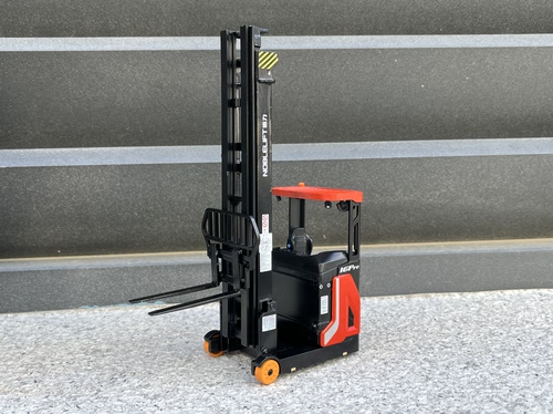全新原厂1:15诺力AGV平衡叉车NOBLELIFT叉车堆高机合金工程车模型