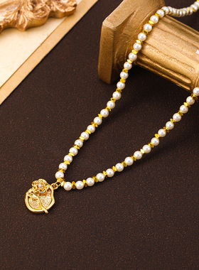 2025新款简约玫瑰花吊坠珍珠饰品串珠项链女高级感百搭锁骨