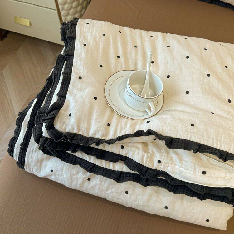 小黑边水洗棉亲肤柔软夏被四件套