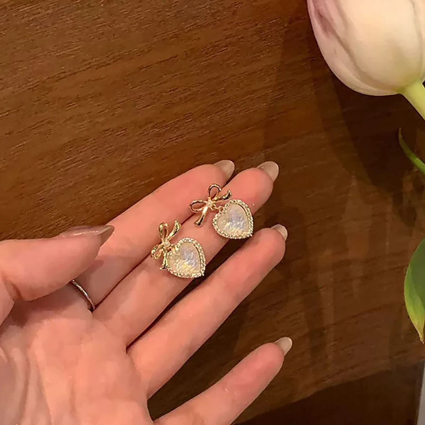 爱心蝴蝶结耳环甜美气质日常百搭