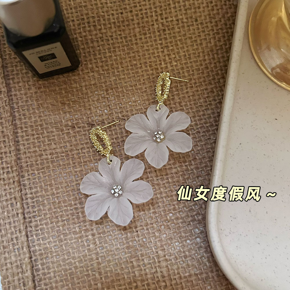 【实拍】甜美仙女度假花瓣耳夹